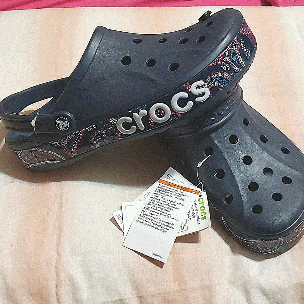 Crocs